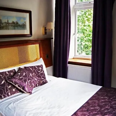 Hotel Westpoint