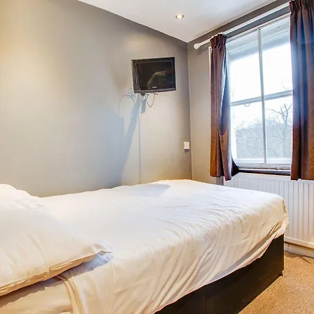 Somerset Baker Street Hotel London