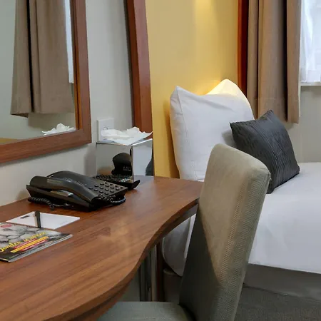 Hotel Corus Hyde Park