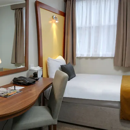 Corus Hyde Park 4*