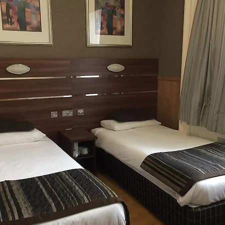 Huttons Hotel, Victoria 3* لندن