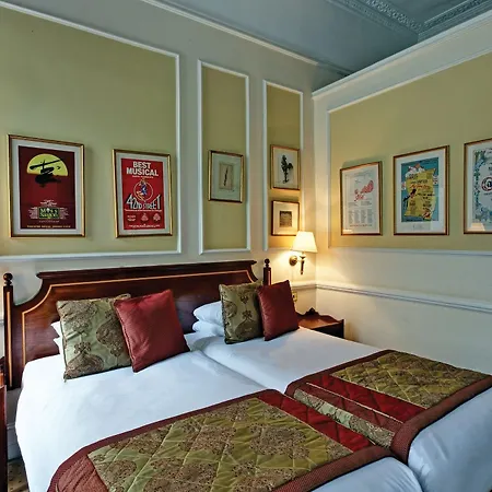 Grange Blooms Hotel London