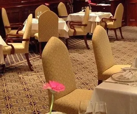 Barn London Hotel Ruislip