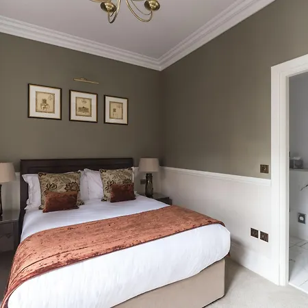 Hotel St Paul's London