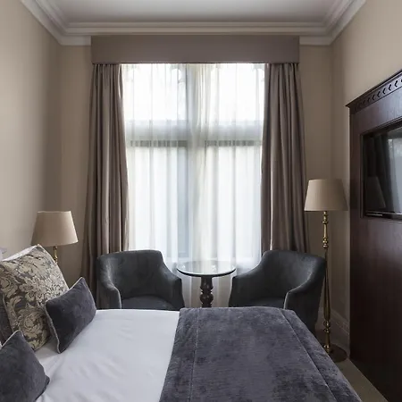 St Paul's Hotel