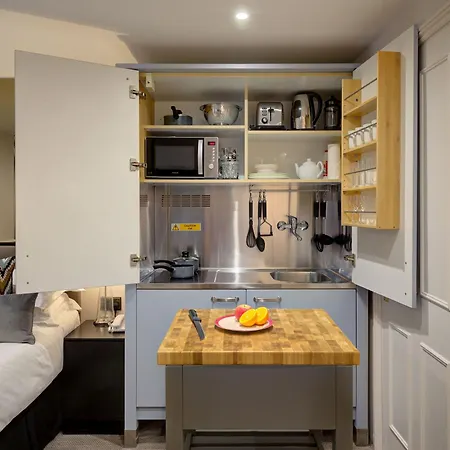 Collingham Serviced 4*