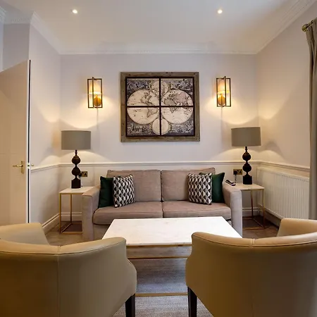 Collingham Serviced 4*