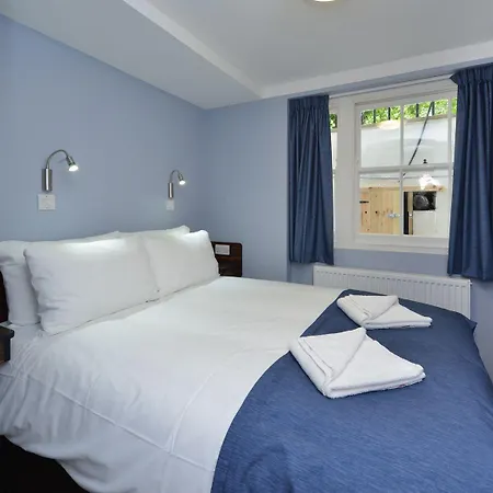 Angus Hotel