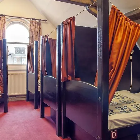 Palmers Swiss Hostel