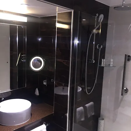Szálloda Doubletree By Hilton - West End 4*