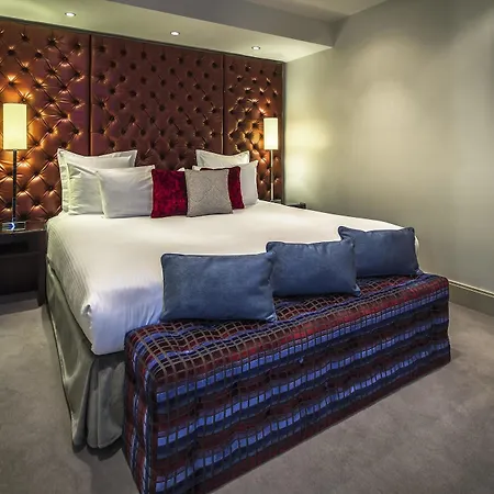 K West & Hotel 4*