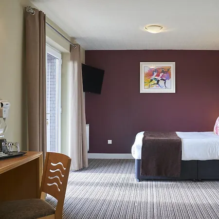 Hotel Antoinette Wimbledon 3*