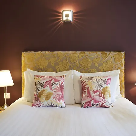 Antoinette Wimbledon 3*