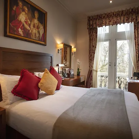 The Royal Horseguards Hotel,