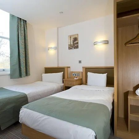 Eden Plaza Hotel London