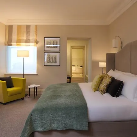 Brown's Hotel, A Rocco 5*