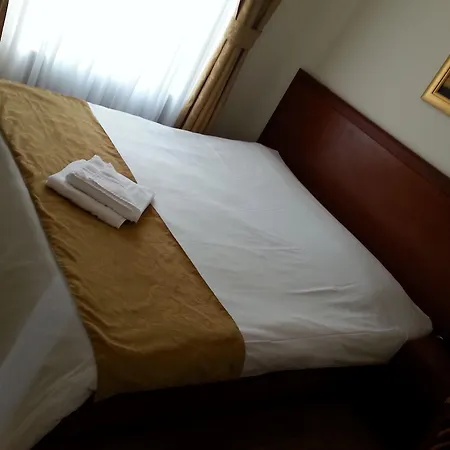 Corner House