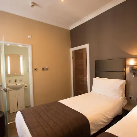 Hotel Brunel 3*