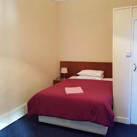 Hotel Avoca House