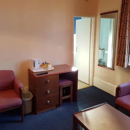 Hotel Avoca House
