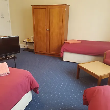 Avoca House Hotel