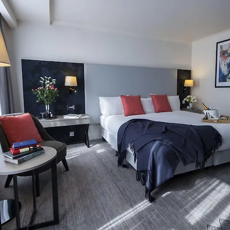 Doubletree By Hilton Kensington London