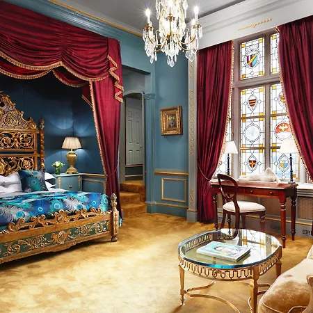 Hotel The Gore - Starhotels Collezione Londra