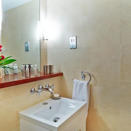 Cheval Harrington Court At South Kensington Aparthotel London