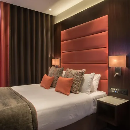 St George's - Wembley 4*