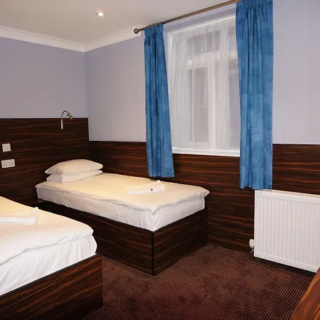 Crestfield Hotel London