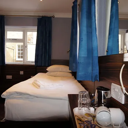 Crestfield Hotel London