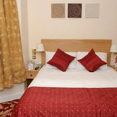 Western Ilford 3*