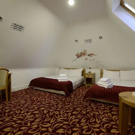 Western Ilford Hotel