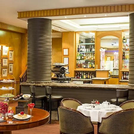 Hotel Millennium And Conference Centre Gloucester 4*
