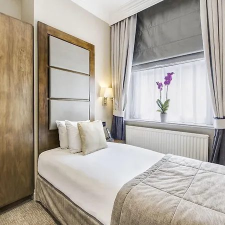 Gem Langham Court 4* London
