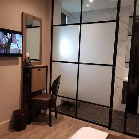 Euston Square Hotel London
