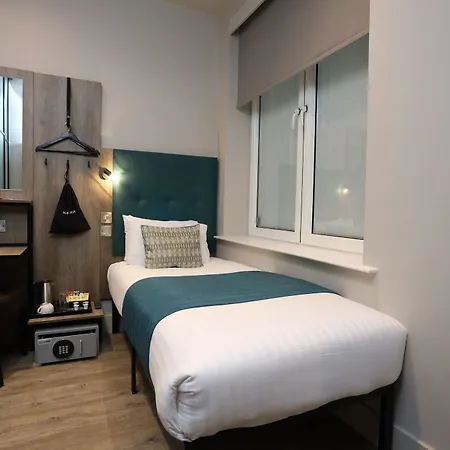 Euston Square 3* לונדון