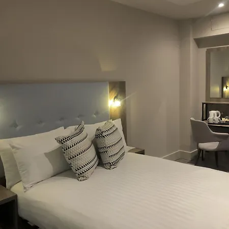 Euston Square 3* לונדון