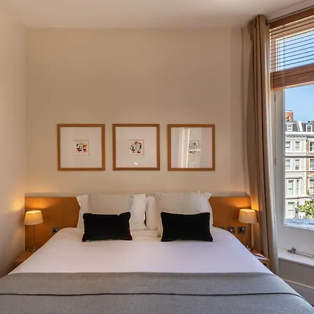 The Resident Kensington Hotel 4*