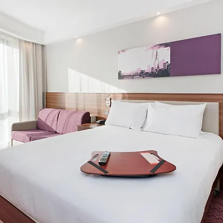 Otel Hampton By Hilton Waterloo 3*