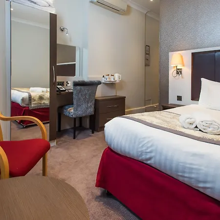 Hotel Western Chiswick Palace&suites 3*