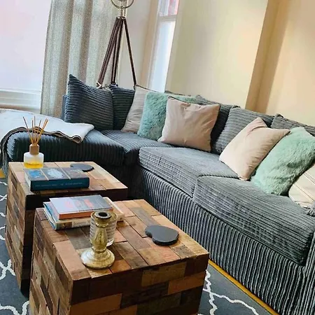 Luxury Fulham Flat With 5* Touches Nr River Thames Apartment London