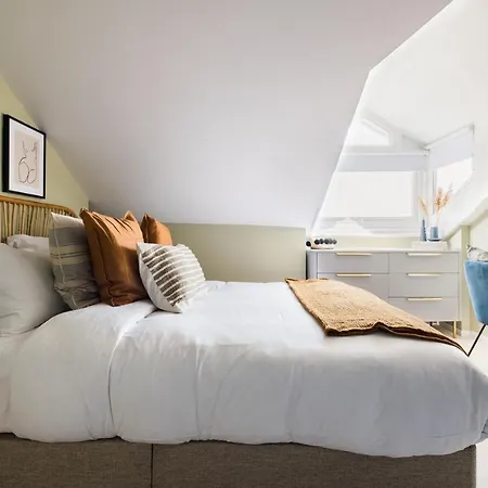 The West Hampstead Retreat- Modern & Bright 1bdr London