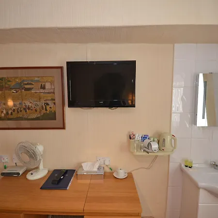 Hotel Parkwood 3*