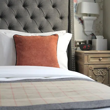 Bed & Breakfast The One Tun Pub & Londra