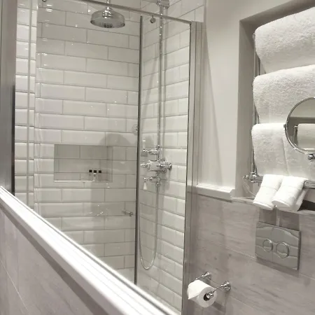 The One Tun Pub & Bed & Breakfast 4*