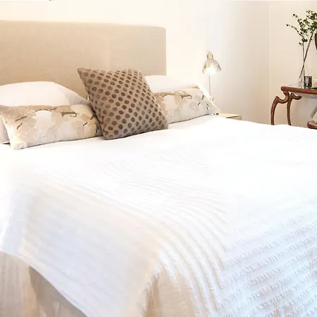 Europa House Aparthotel 4*