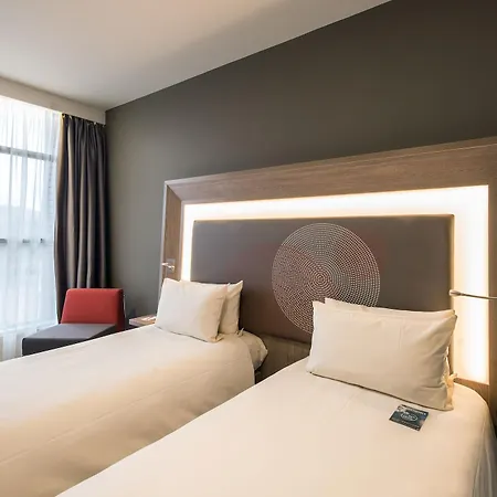 Hotel Novotel London Heathrow Airport T1 T2 And T3 Hayes (Greater London)