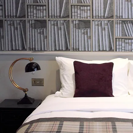 The One Tun Pub & Bed & Breakfast 4*