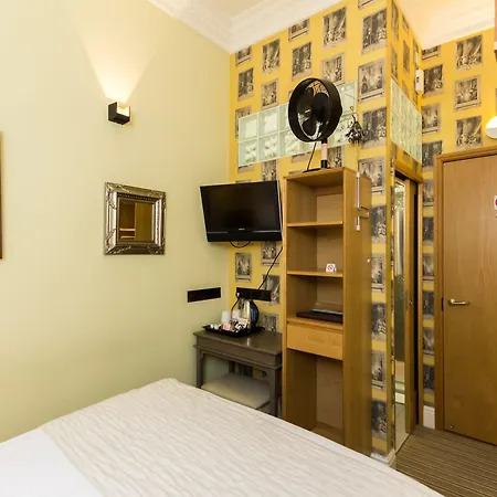 Arosfa By Compass Hospitality Hotel 3*